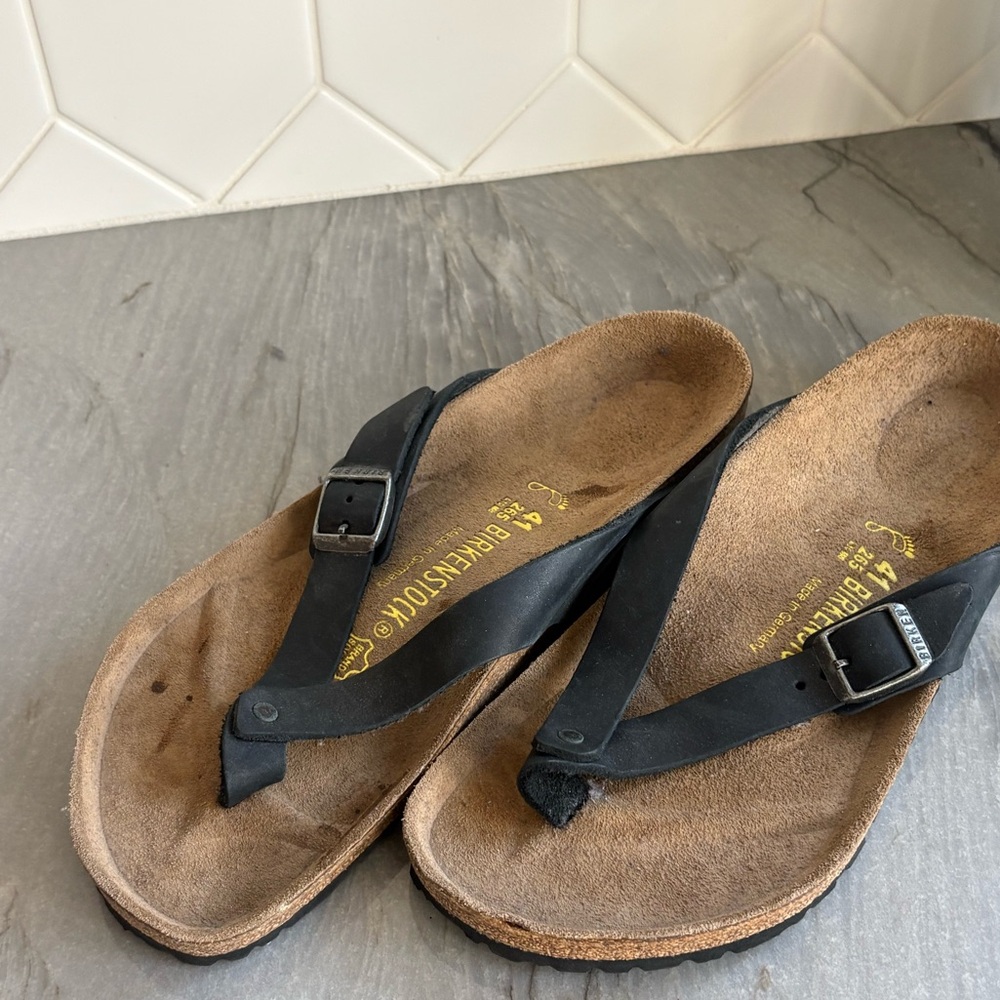 Birkenstock Black and Brown Thong Sandals size 41 - Picture 3 of 4